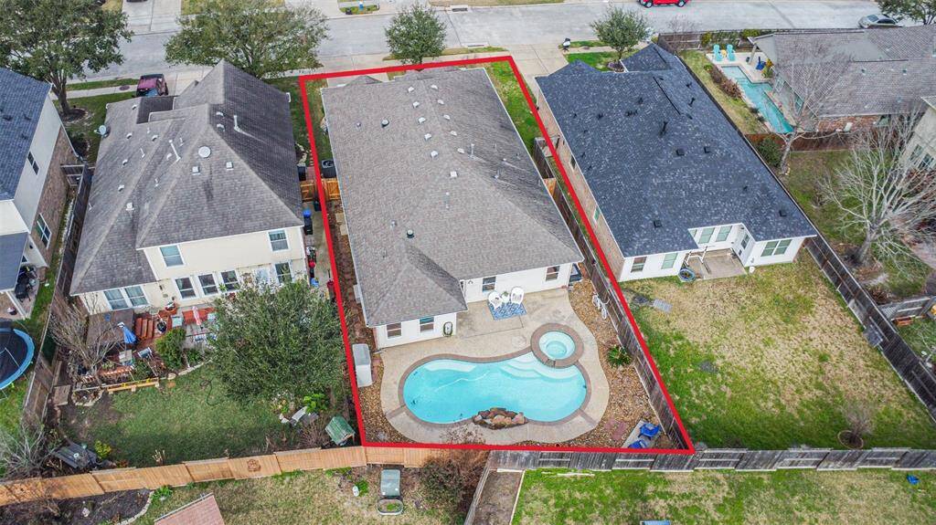 This is a well established community zoned to Tomball ISD, with low traffic, parks and trails.