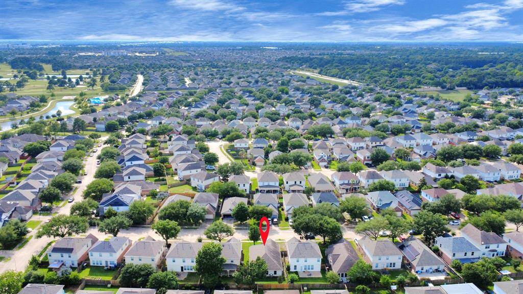 Conveniently located just minutes from major highways 290 and Grand Parkway 99, with easy access to shopping, dining, and entertainment options—making this home perfect for comfortable and connected living in Cypress, TX.