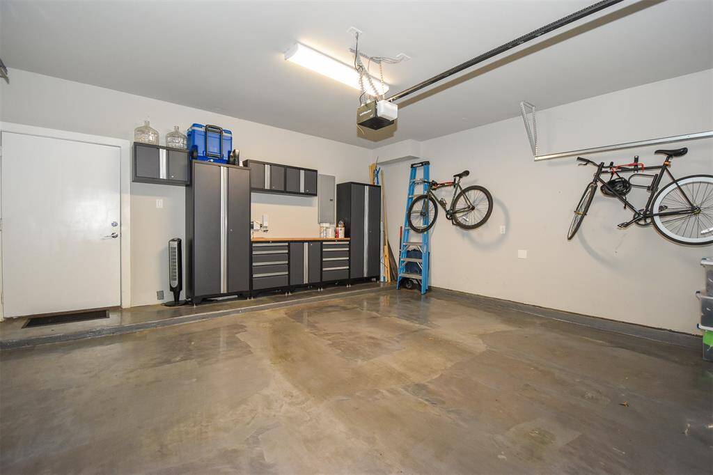 Another view of the 2 car garage.