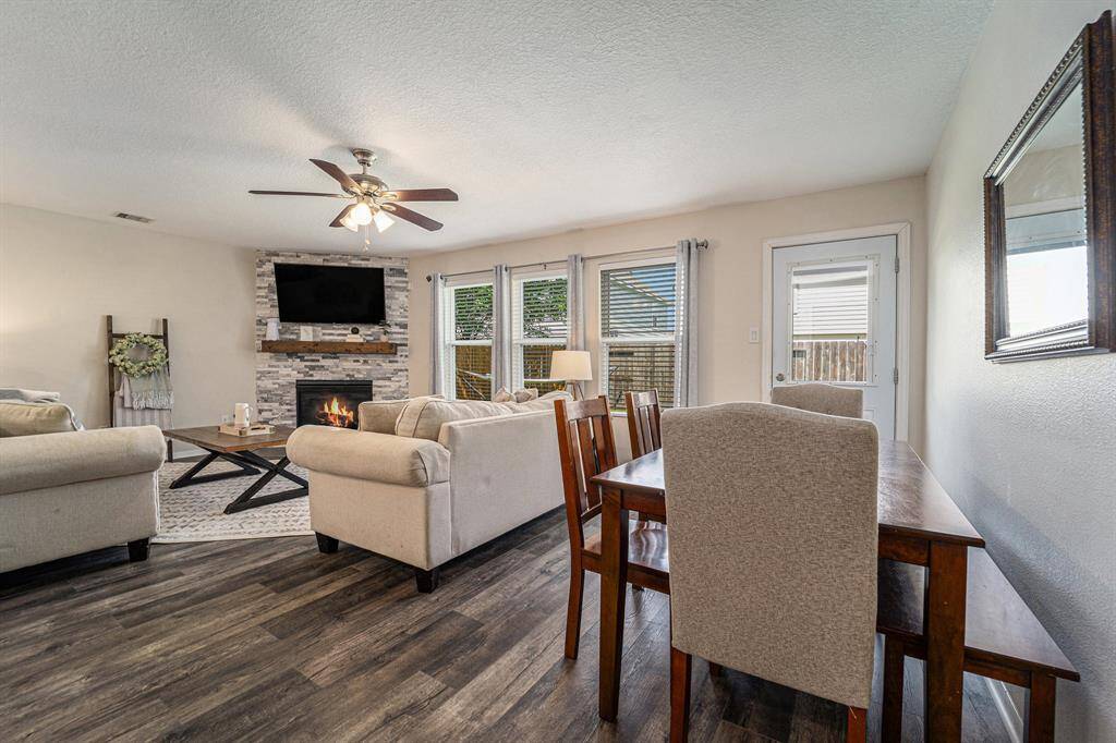 Breakfast area off of family room