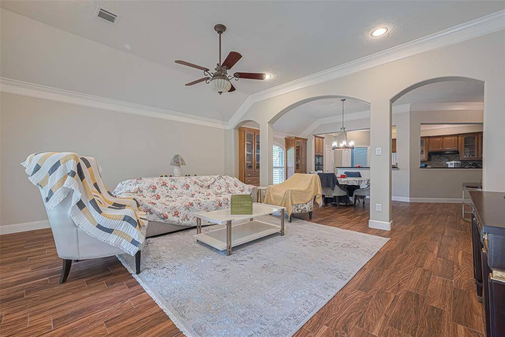 The furniture will be removed before the tenant moves in.