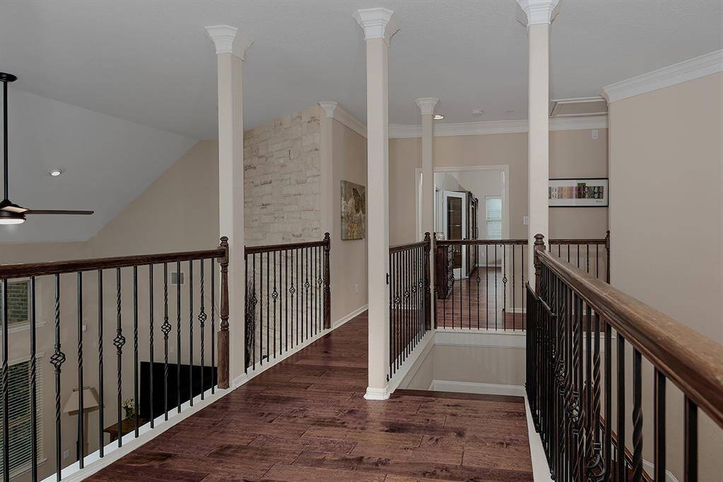 Catwalk to Bedrooms #2 and #3