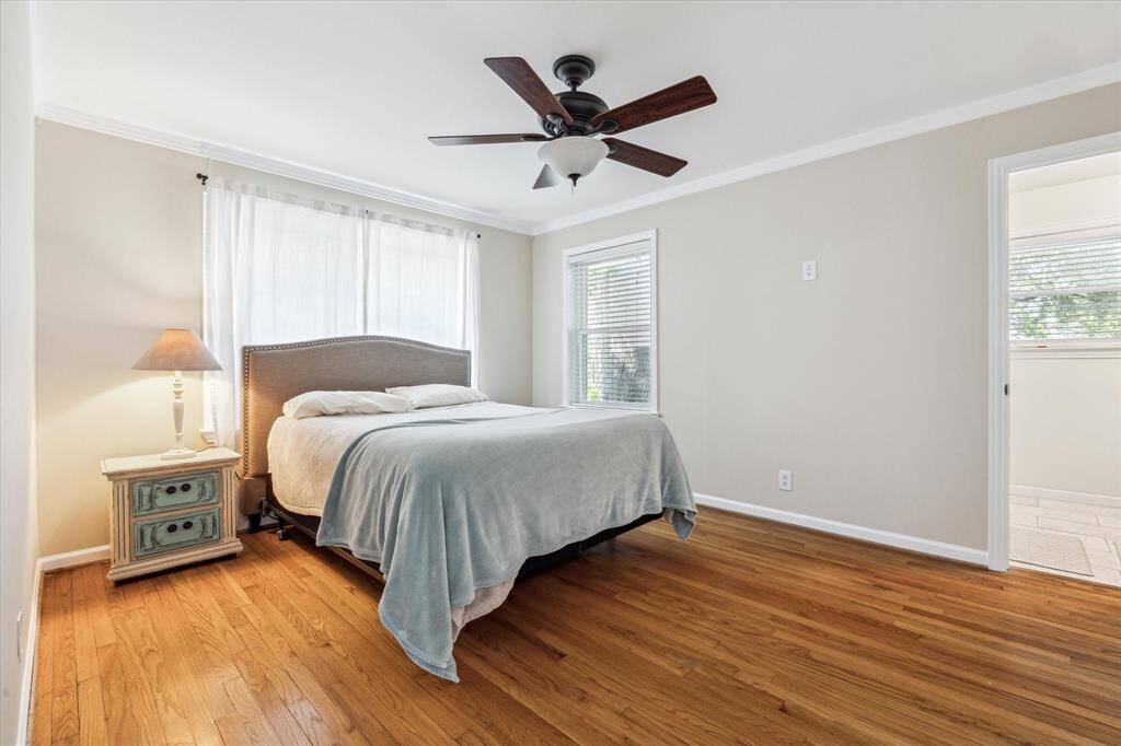 Large primary bedroom