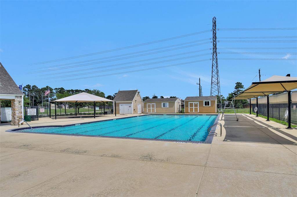 Escape from the heat and get to know your neighbors in the well maintained community pool