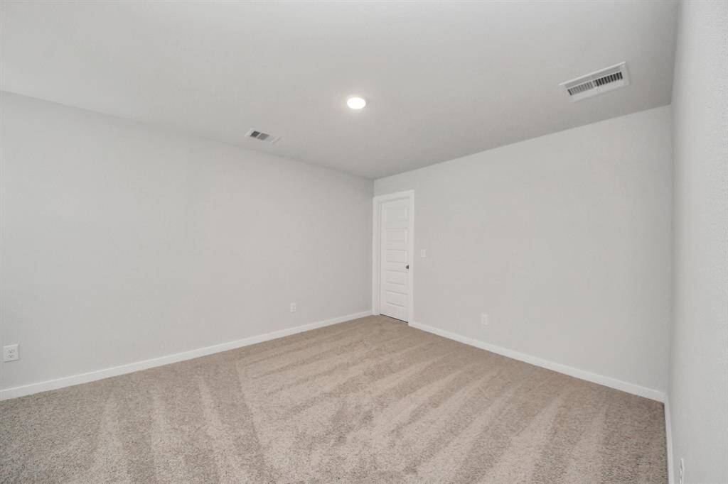 3rd BR upstairs