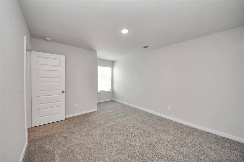 3rd BR upstairs