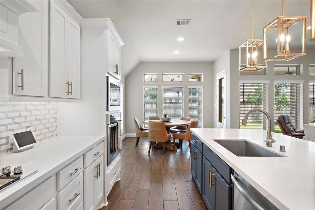 Abundant counter space and stylish finishes.