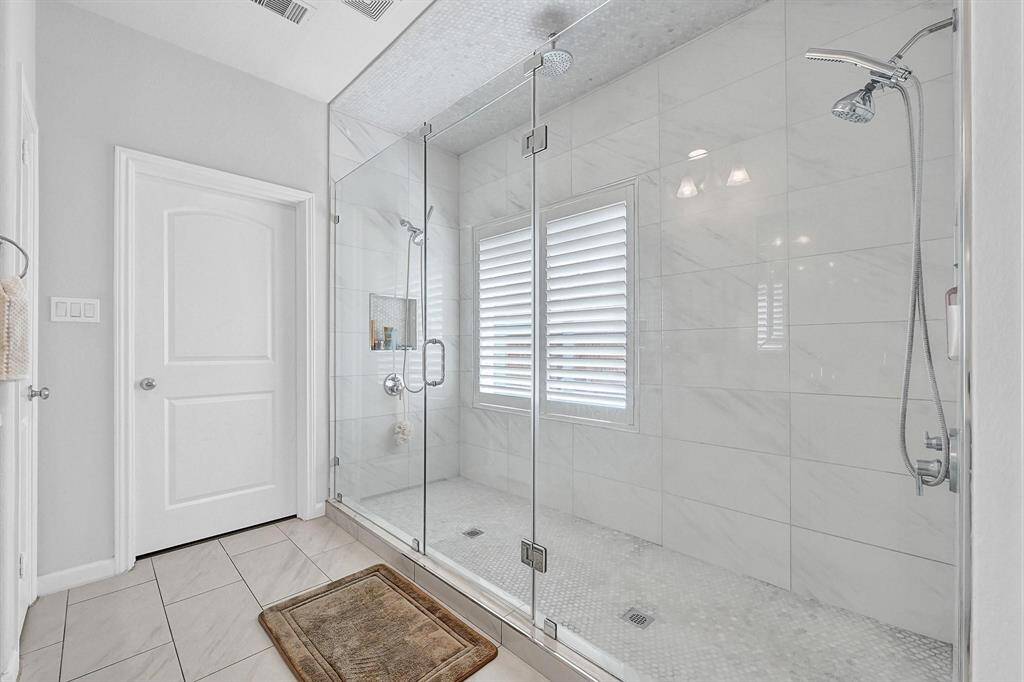 updated Master Bath with grand shower/ Luxury 3-head shower