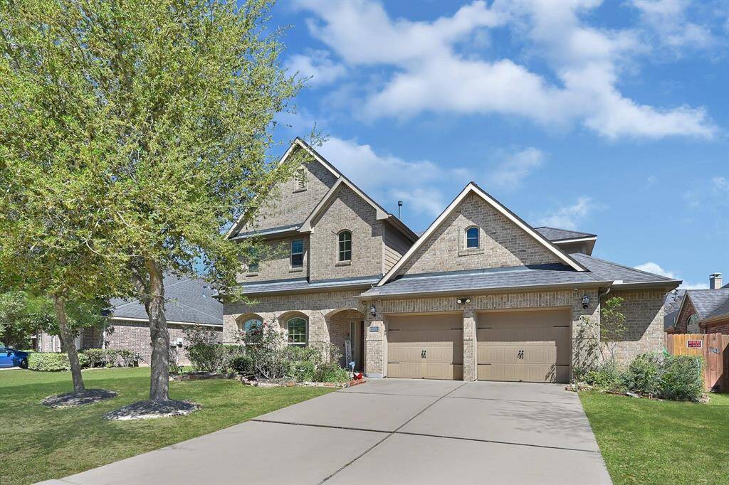 Stunning Two-Story Home in a Prime Location!