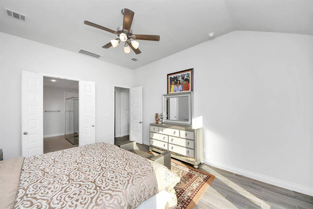 There is room for a king size bed and plenty of furniture.