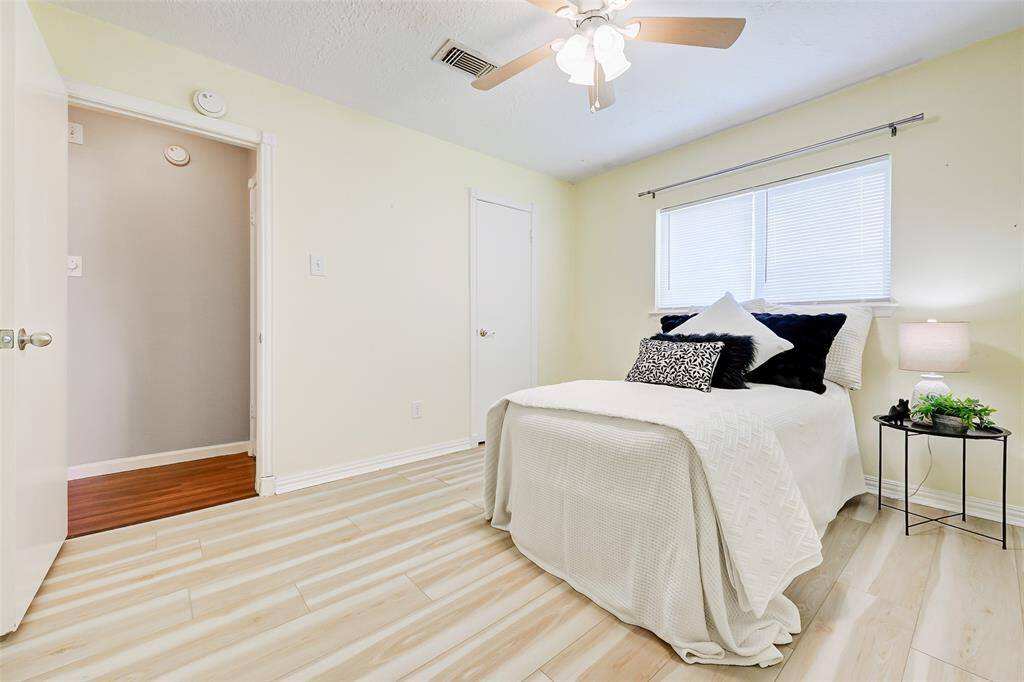 You will love the walk-in closet in this bedroom.