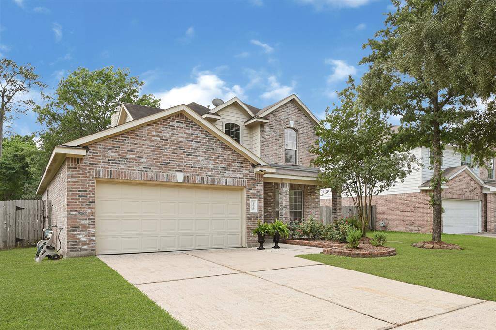 Don't let the opportunity to make this home yours pass you by! *Grass edited*