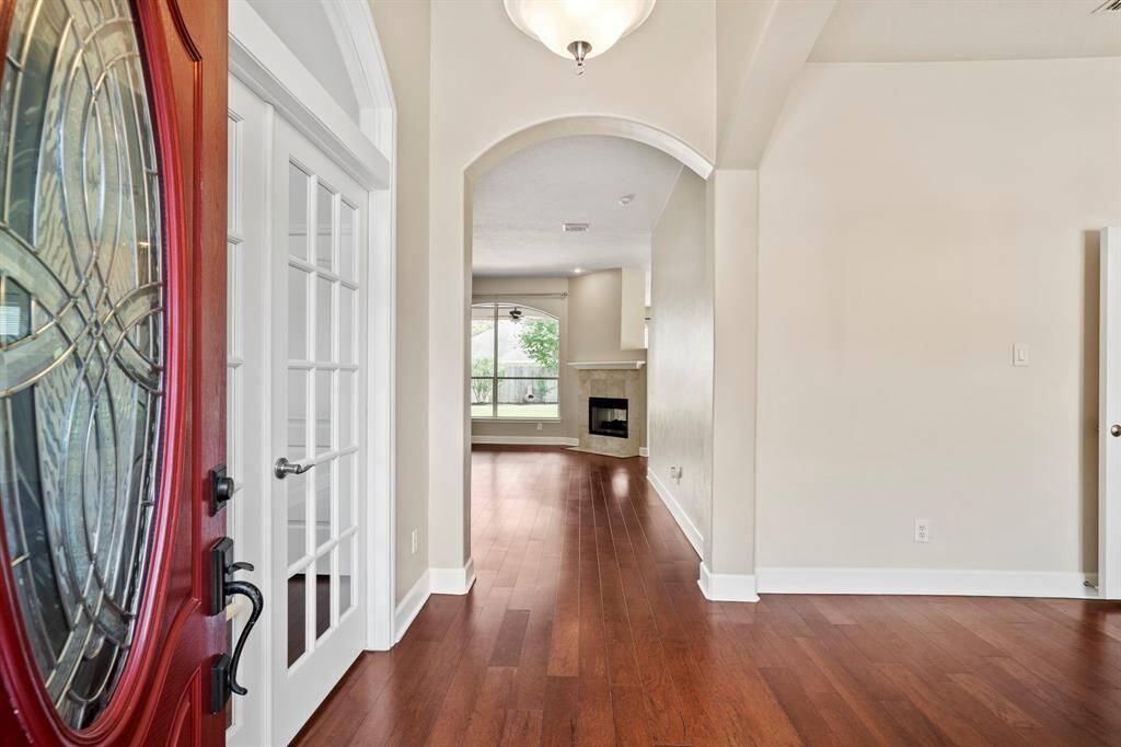 Welcome to home to 20506 Nellie Gail Trail Ln. ,let your new memories begin.