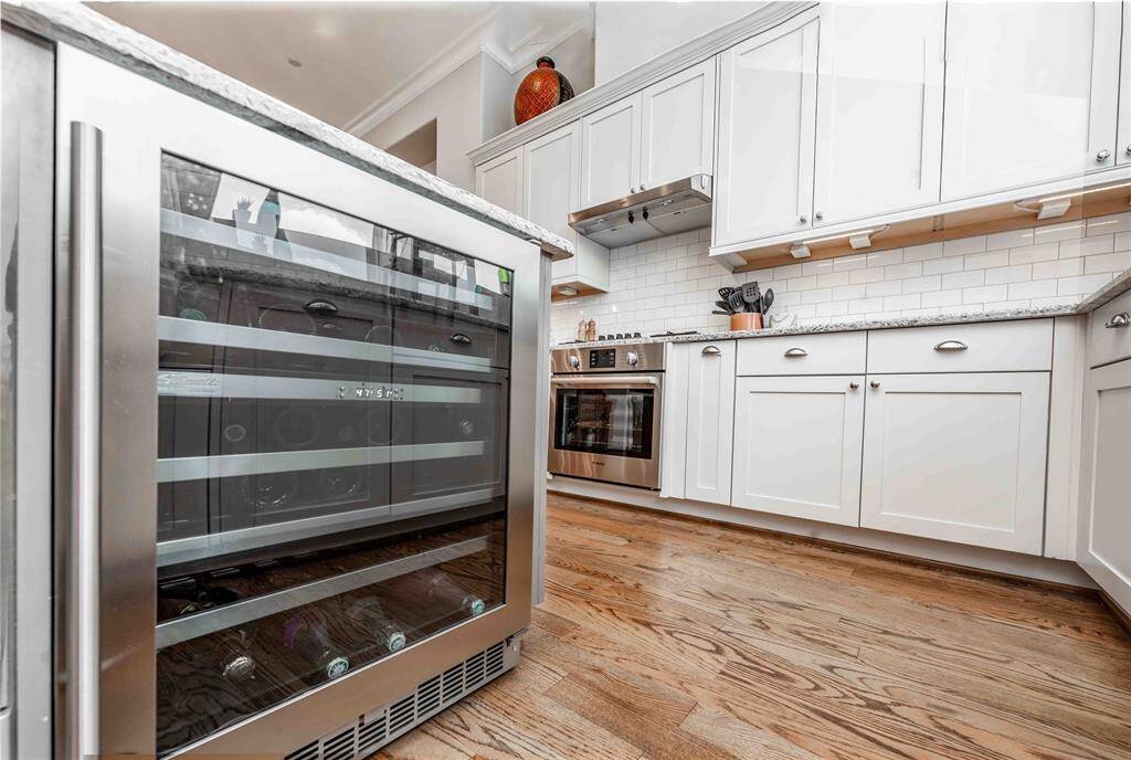 Built In Dual Temp Wine Fridge