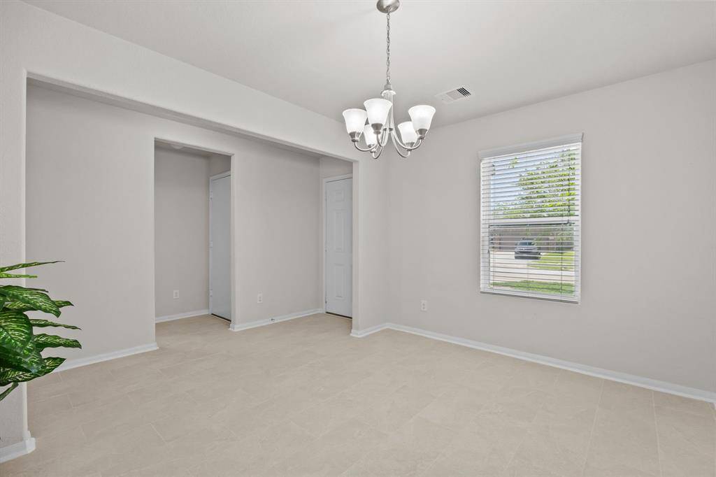 Formal Dining