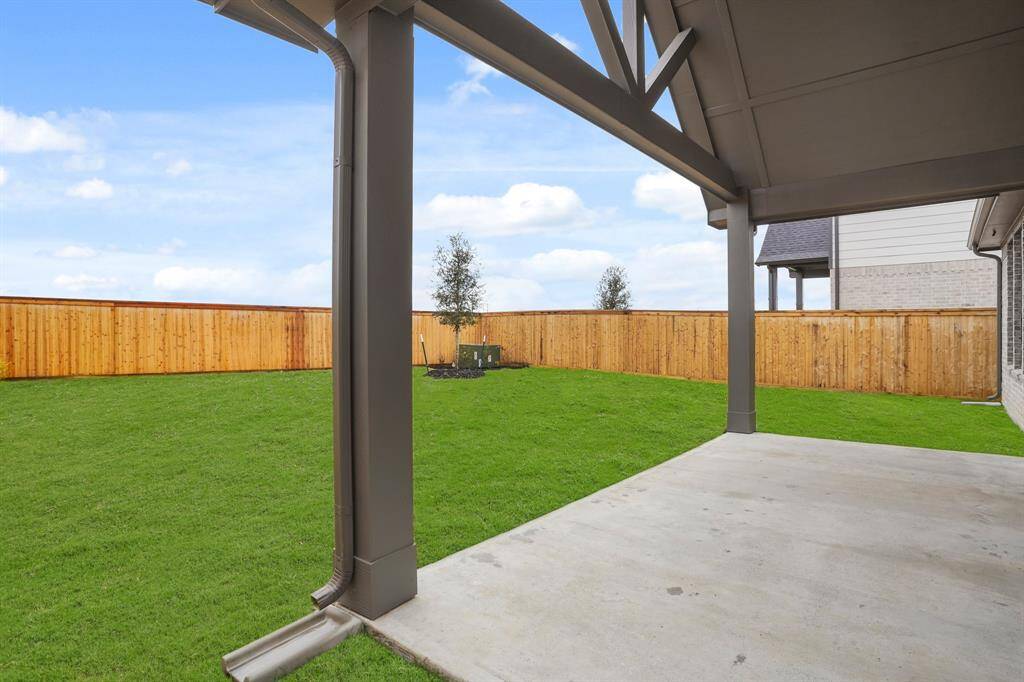 The award-winning Maverick plan by Newmark Homes is newly completed in the fabulous community of Bridgeland!