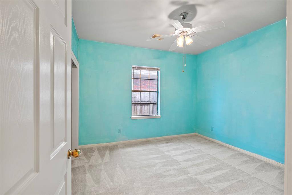 Second bedroom offers sweet dreams!