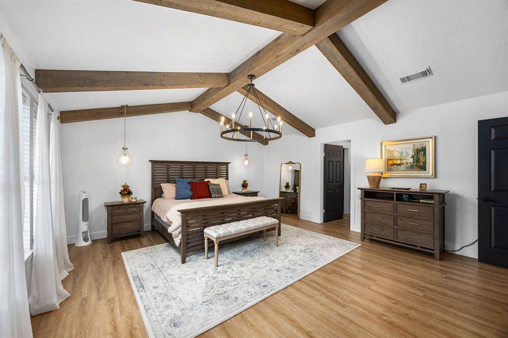 Love those beams