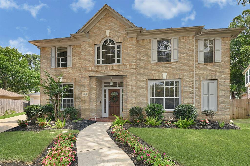 22802 Pennyrile LnKaty, TX 77450 - Beautifully situated in Cinco Ranch, this home showcases its prominent position on a spacious corner lot, offering both curb appeal and generous outdoor space