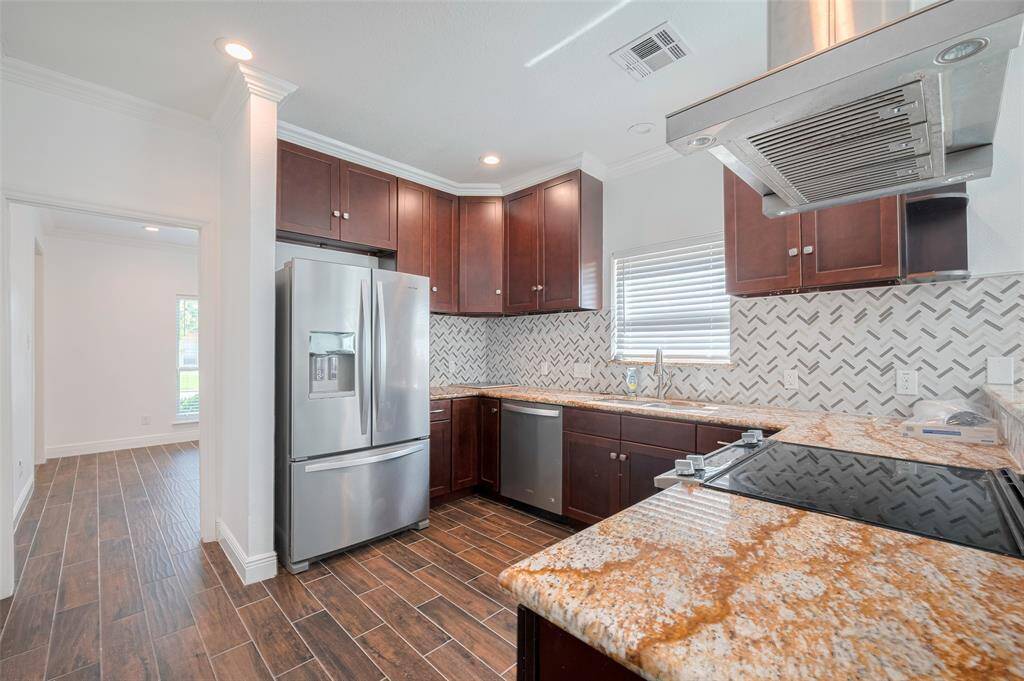 Industrial style venti-hood