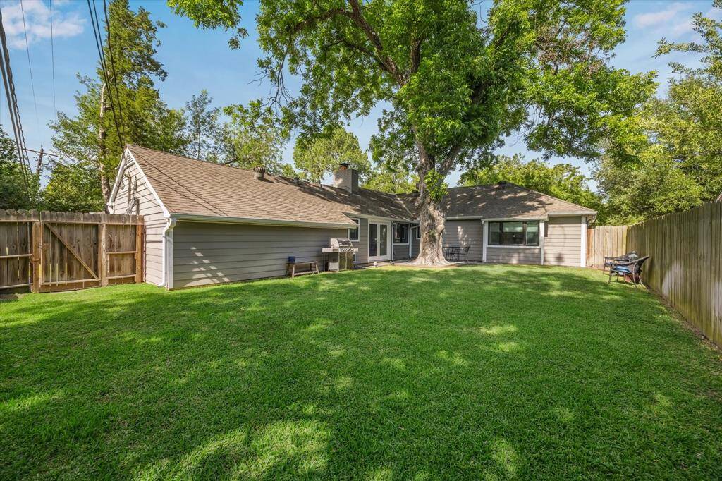 Experience the expansive and inviting outdoor retreat.