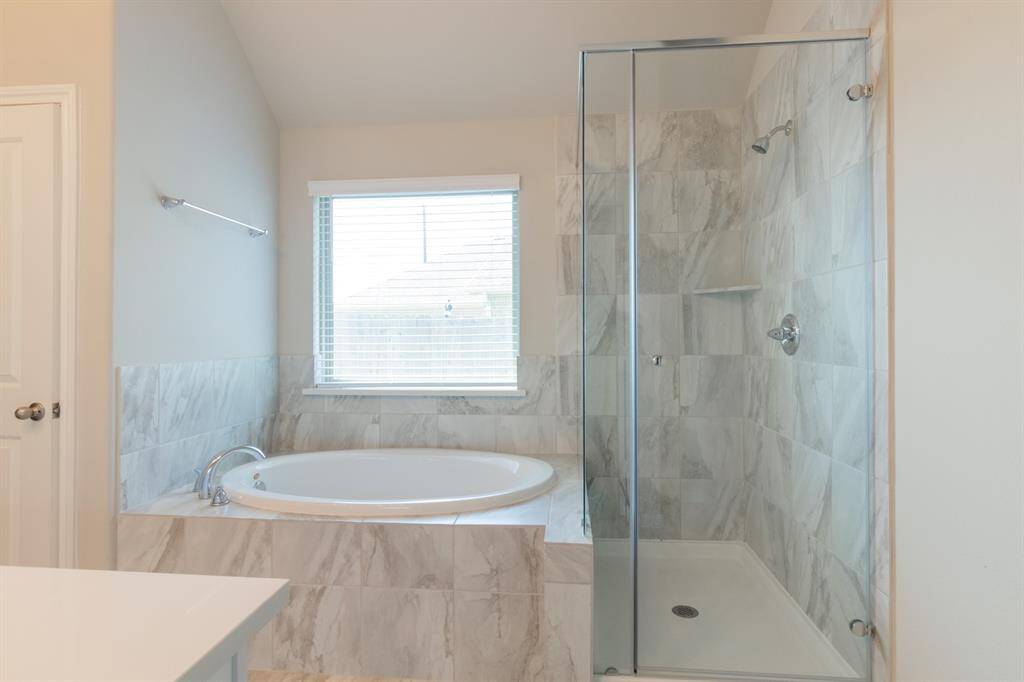Primary bathroom, shower & tub