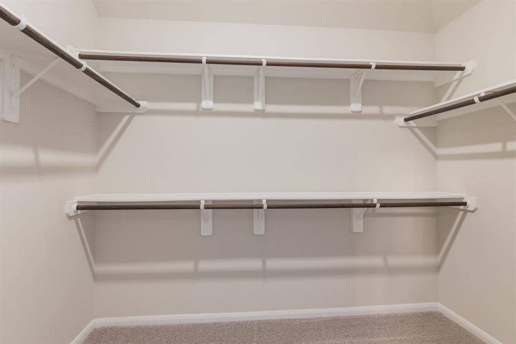 Walking closet