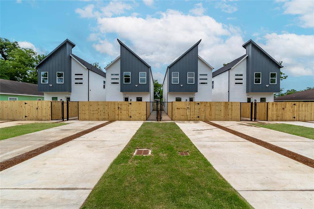 For illustration and marketing purposes only. Builder reserves the right to make changes.