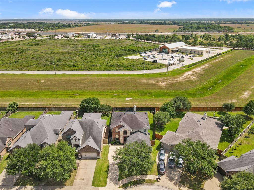 This aerial view showcases the privacy of the backyard! No back neighbors in sight!