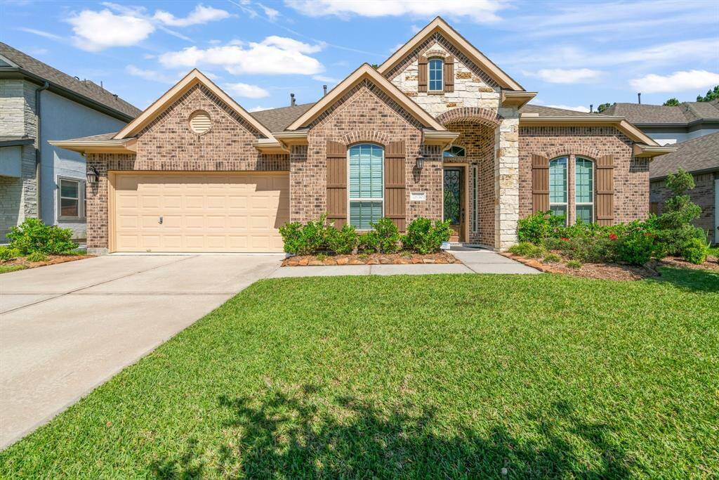 Welcome home to 28010 Drifters Bend