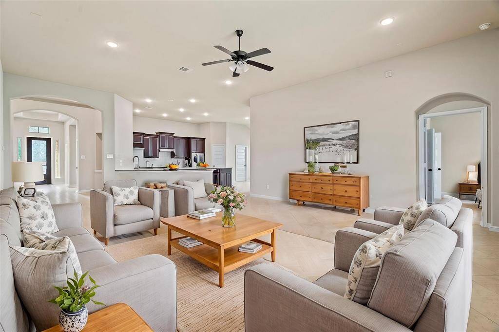 Expansive living room perfect for relaxation and entertaining.
