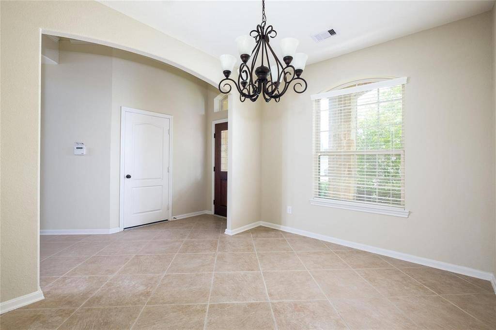 Formal Dining