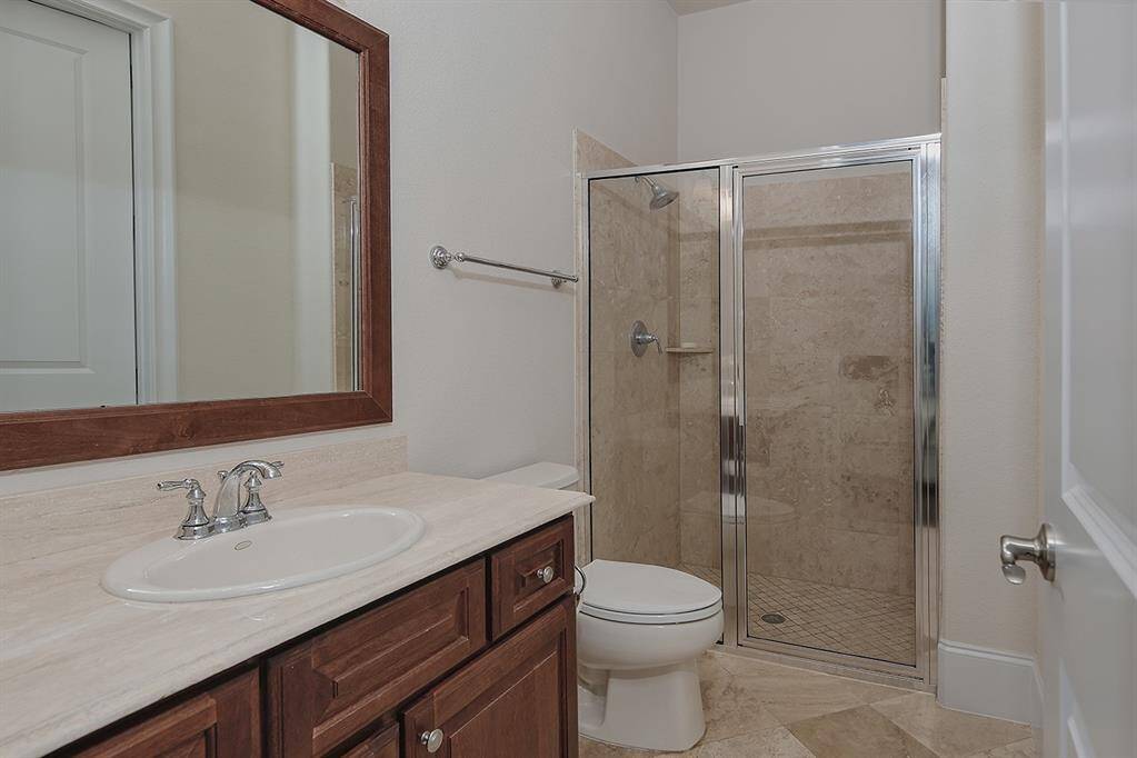 Desirable main floor guest bathroom #2