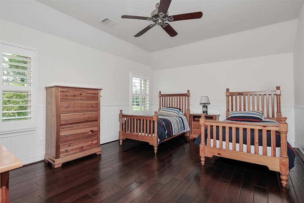 Guest bedroom #4