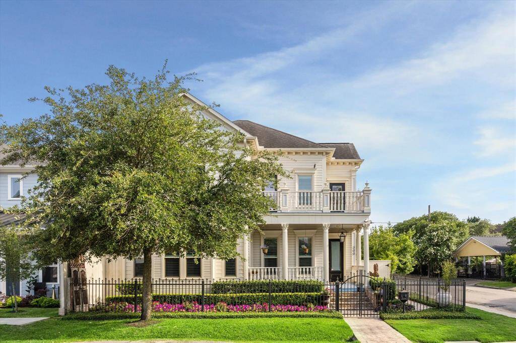 Welcome to 300 E 26th - a stunning New Orleans style home! This home has it all - pool, outdoor kitchen, 3-car garage plus a garage apartment!