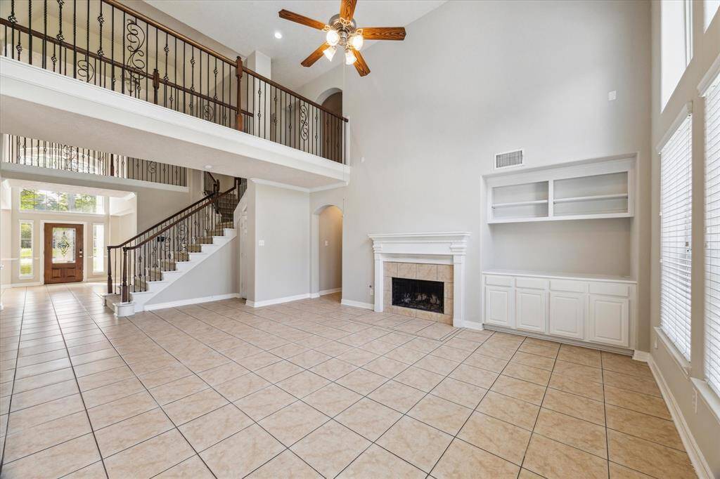 I mean... what a great space to call home.