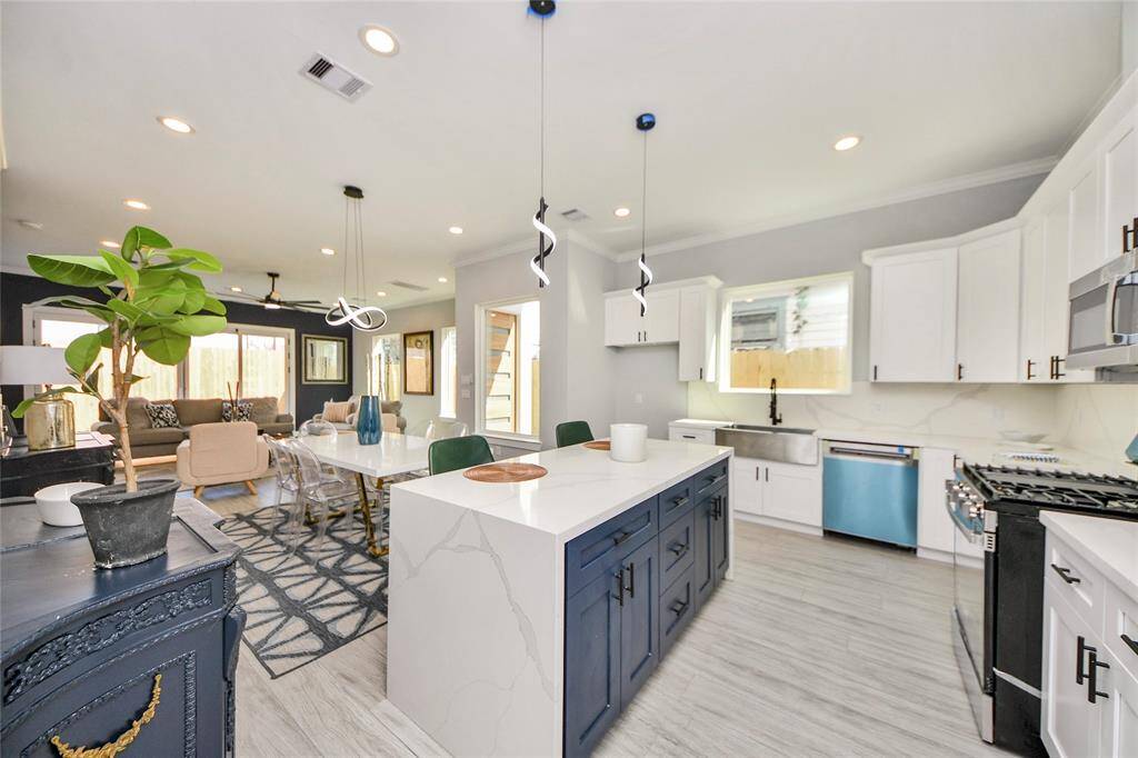 Kitchen 1st floor