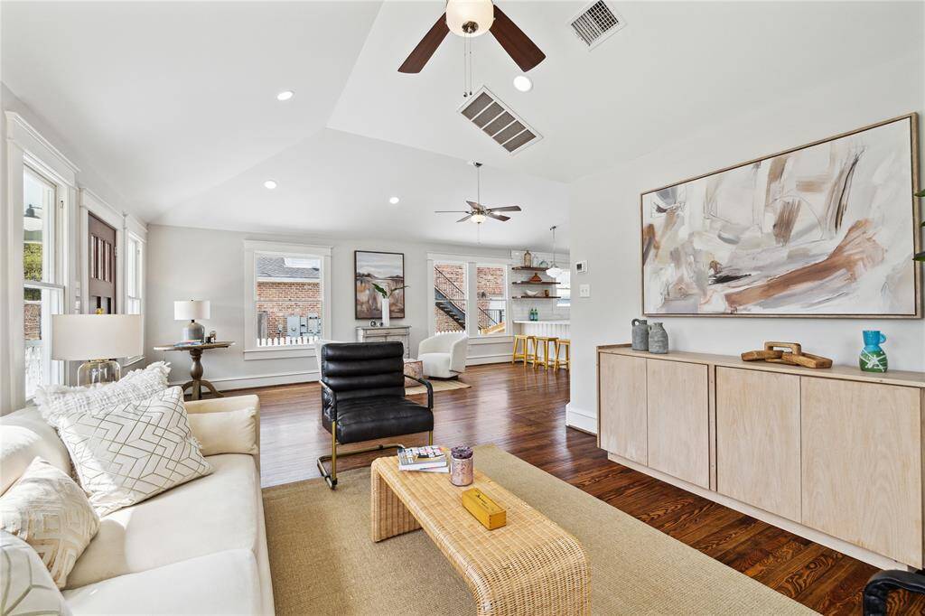 ...and also includes all of this bonus space, for a large living room filled with natural light.