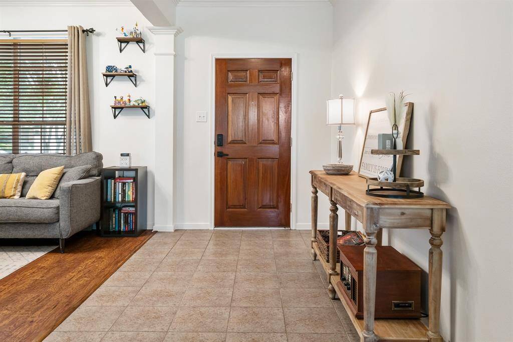 Large Entry Hall