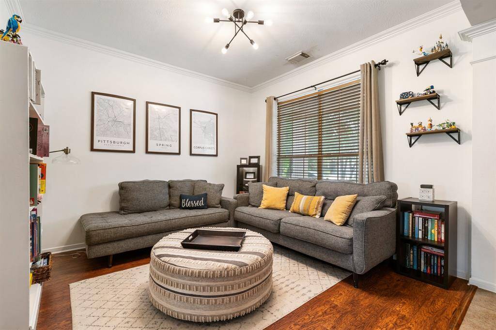 Front Sitting Room