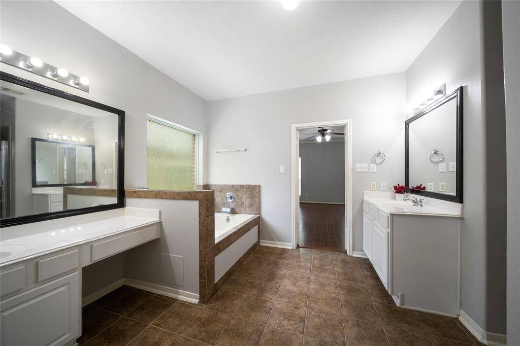 Primary bath