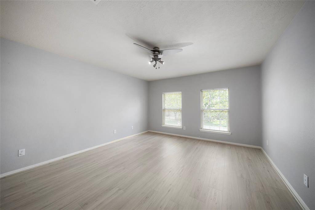 secondary bedroom