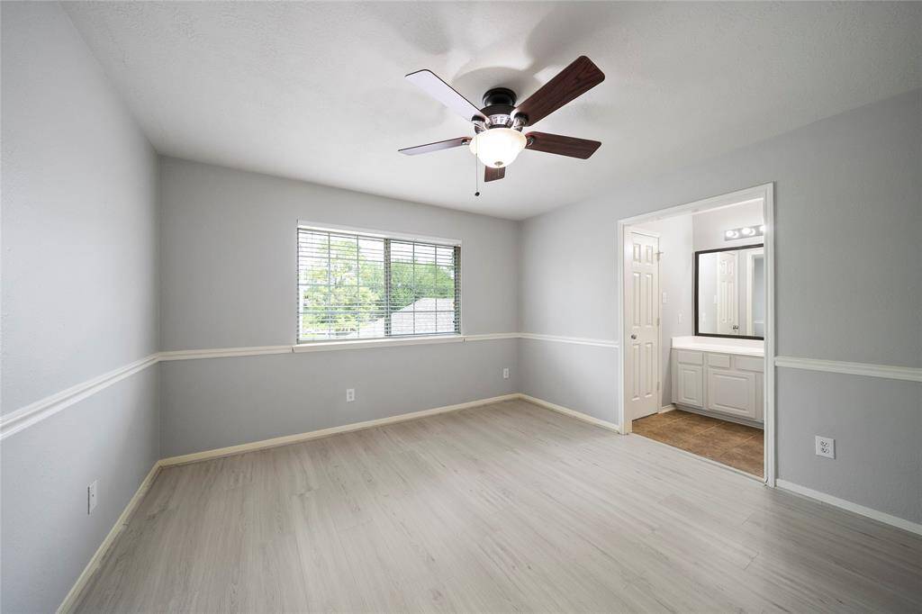 secondary bedroom