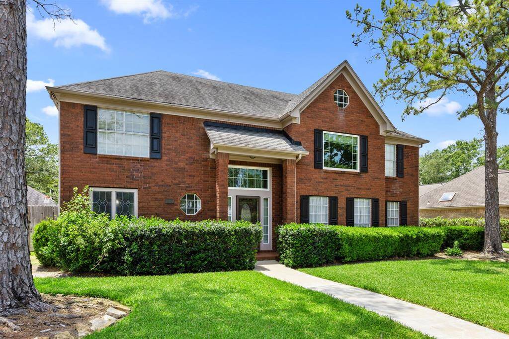 Well-maintained and move-in ready!