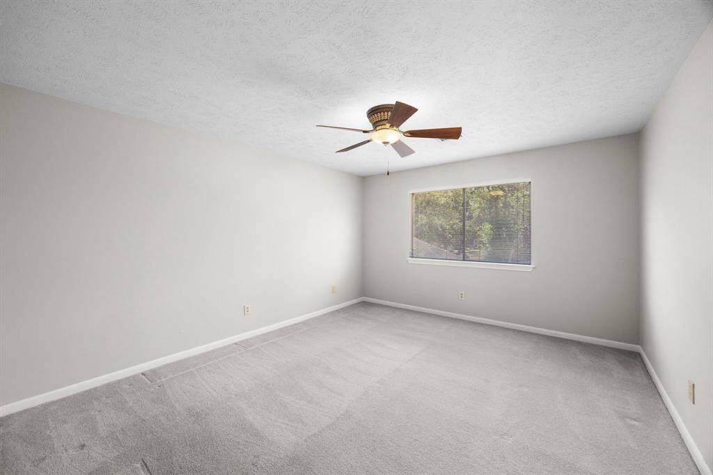 Fourth bedroom.