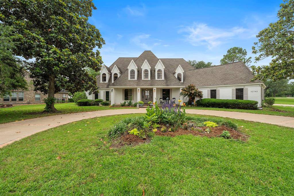 This exquisite 5,198-square-foot estate is a masterclass in elegance, offering 5 bedrooms, 4.5 bathrooms, and a prime location right on the golf course, mere steps from the clubhouse.