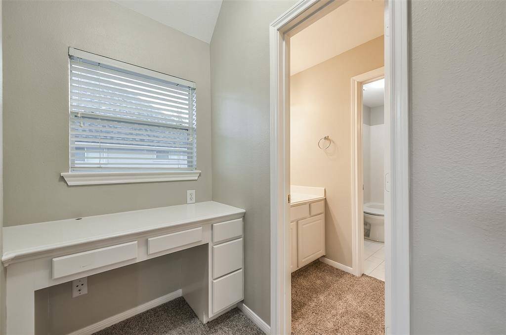 Hallway desk