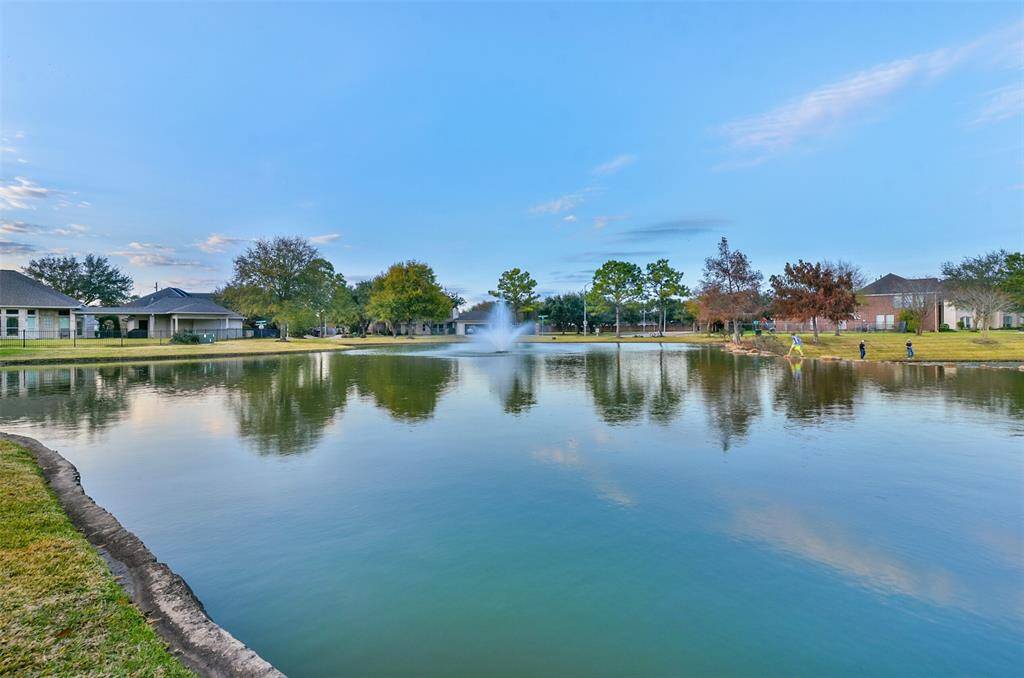 Neighborhood lake