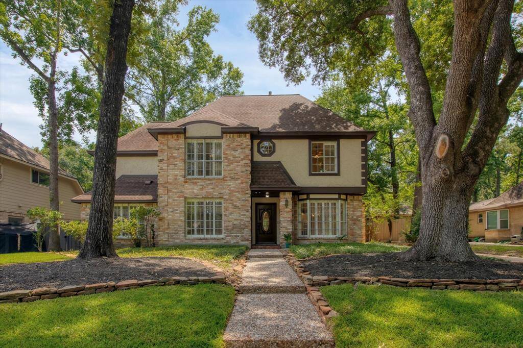 Welcome to 3407 Maple Park Dr in highly desired Bear Branch Village of Kingwood.  This home is 3021 sq ft, 4/5 bedrooms, 3 1/2 baths and sits on a large private lot.  Just perfect:)