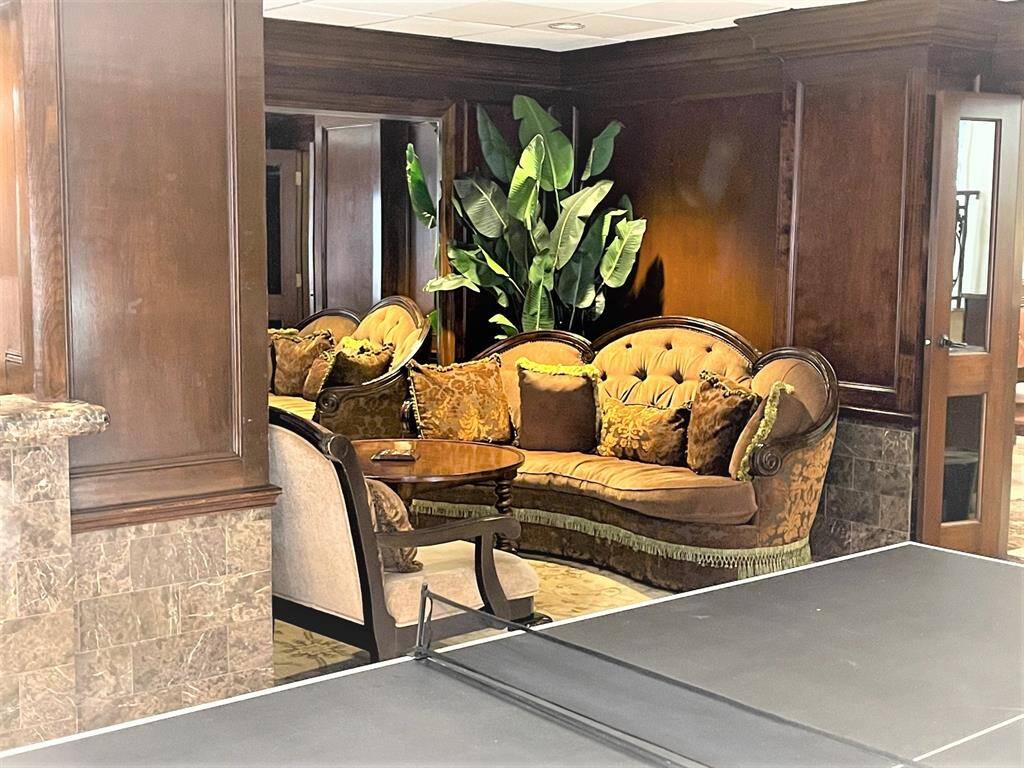 Club room seating area